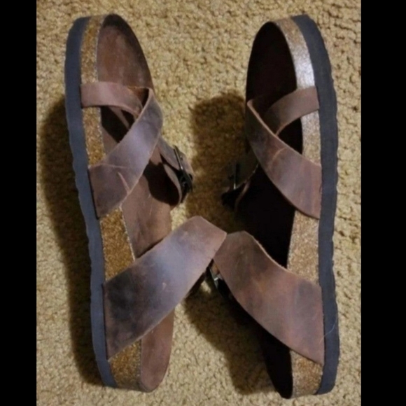 ♥︎Sandals♥︎ - Picture 11 of 12